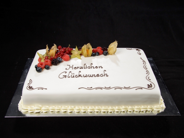 Foto Torte Festtag Obst-Bouquet