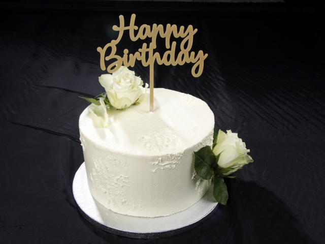 Foto Torte Festtag Rosen weiß