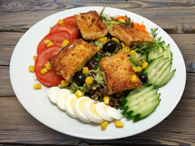 Foto Salat kleiner Brie