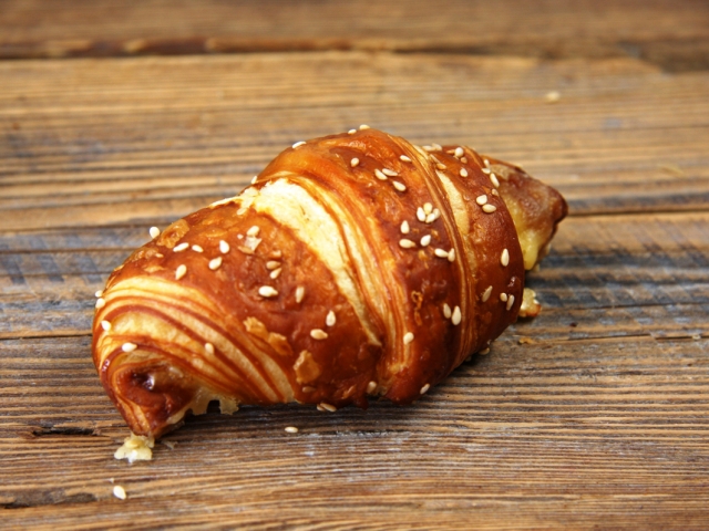 Foto Laugen-Croissant Käse-Schinken klein